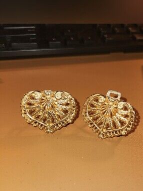Gold Heart Filigree Earrings - Elegant Women Jewelry